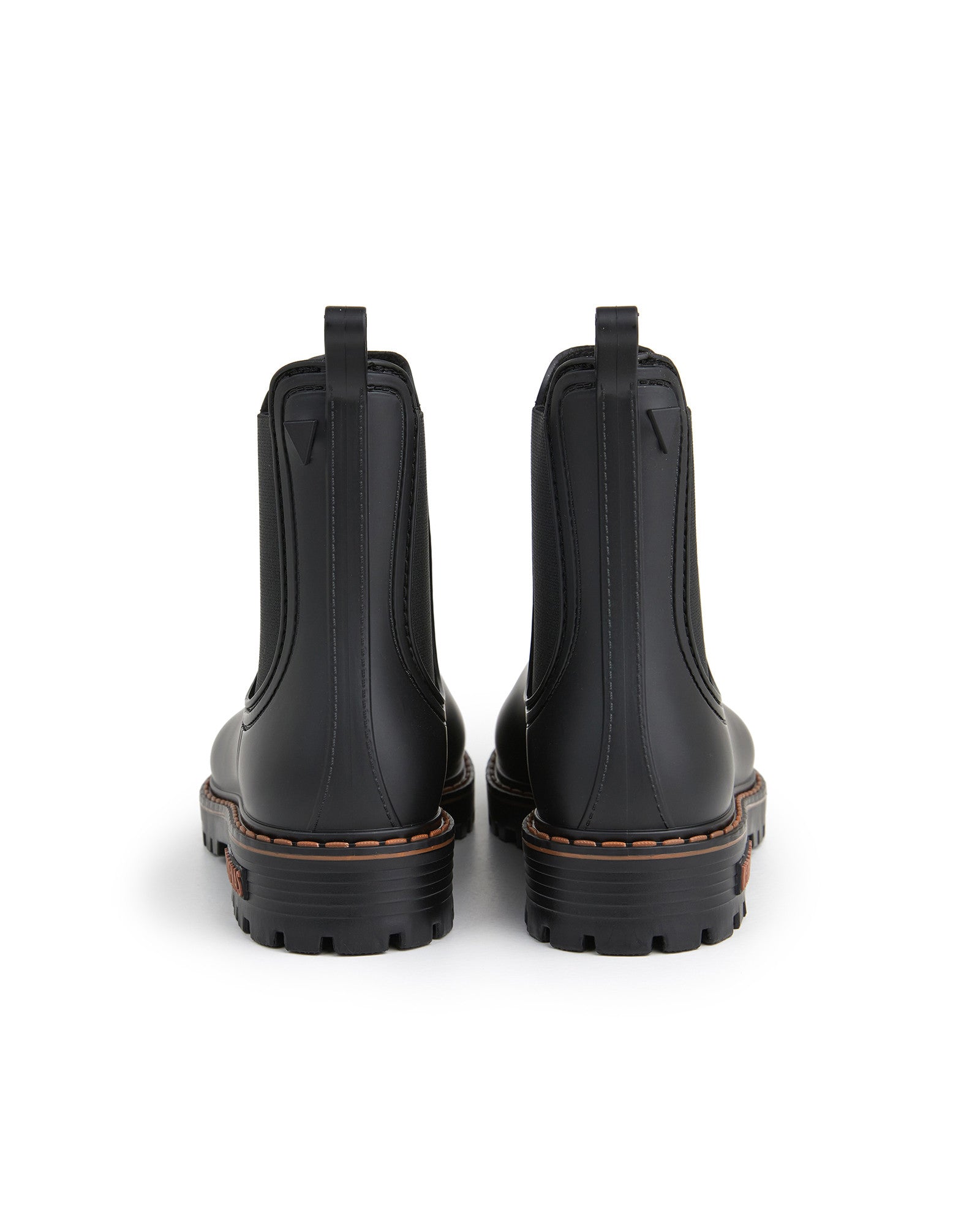 BOTAS AGUA GAUDI COUNTRYSIDE NEGRO