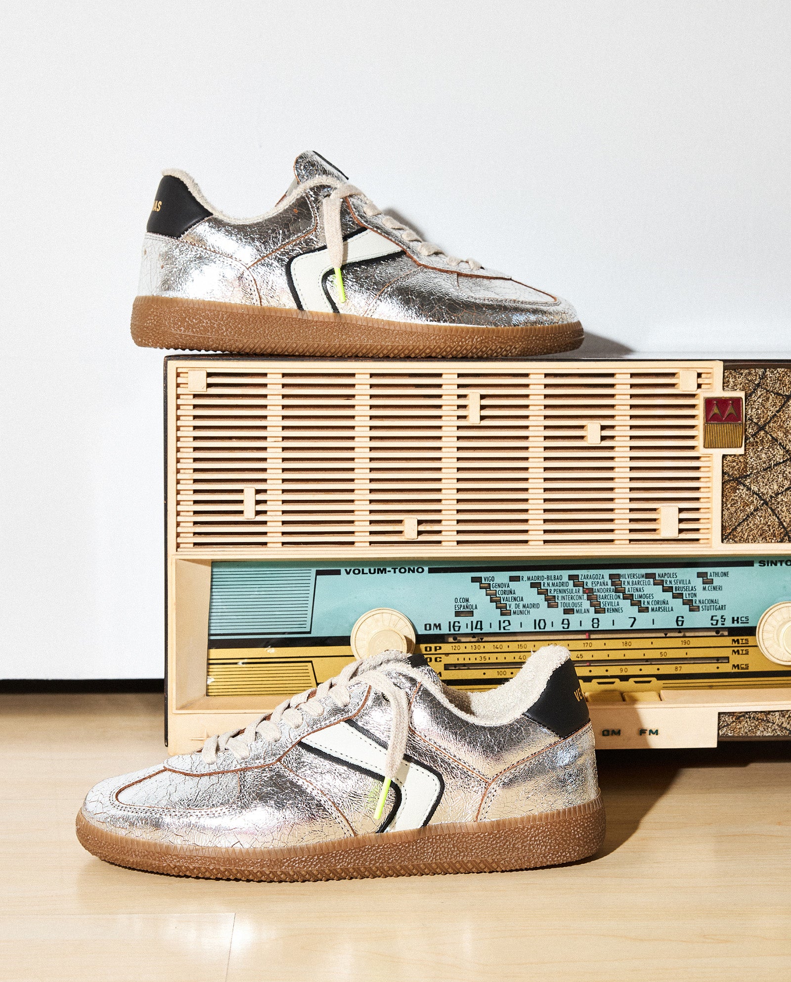 Sneakers Sora Breck Plata